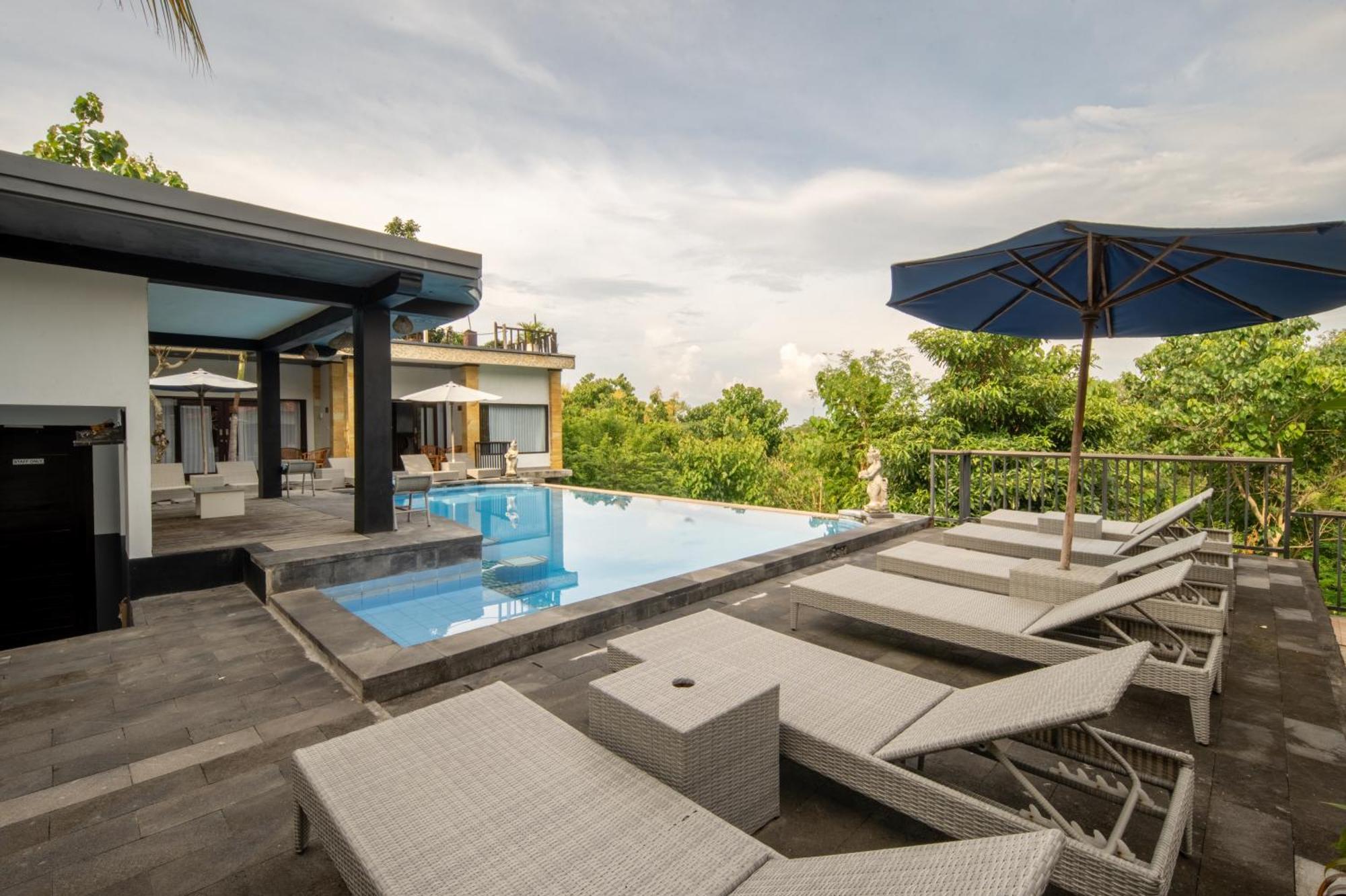 Abasan Hill Hotel And Spa Toyapakeh Exterior photo